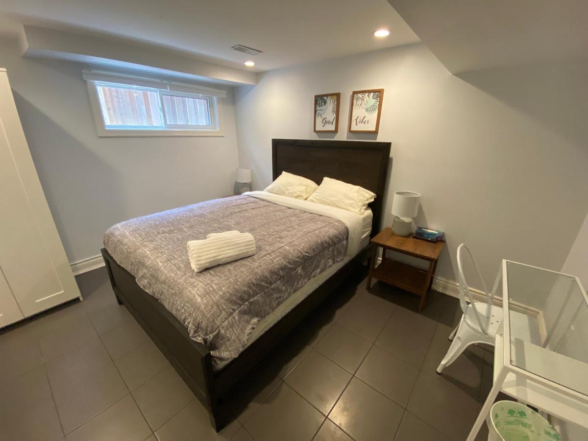 Yonge And Finch Subway !S Spacious And Modern Private Bd With Shared Bathroom Toronto Bagian luar foto