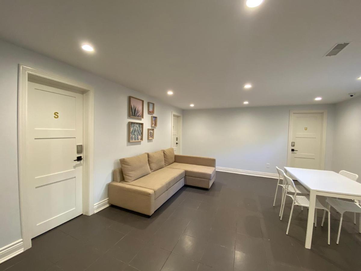 Yonge And Finch Subway !S Spacious And Modern Private Bd With Shared Bathroom Toronto Bagian luar foto